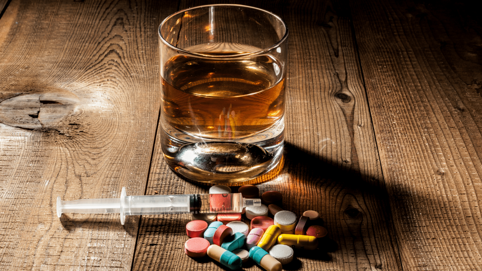 Hashish (Hash) Addiction: Signs, Causes, Dangers, Withdrawal Risks ...